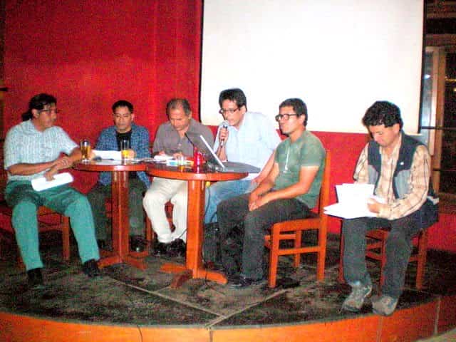 Joan Viva Lectura de Poesía Yacana Bar